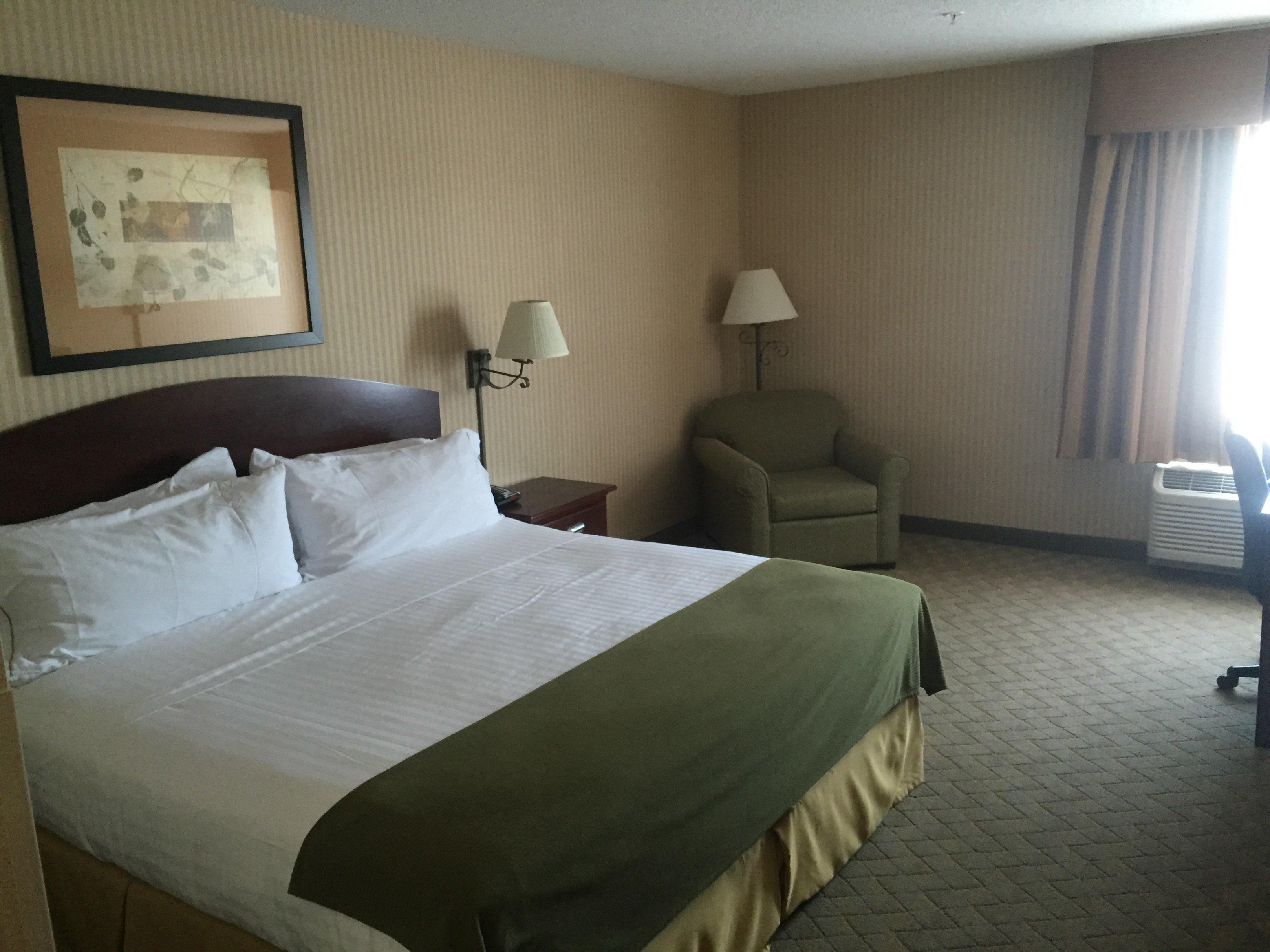 Spark By Hilton Lansing Kültér fotó