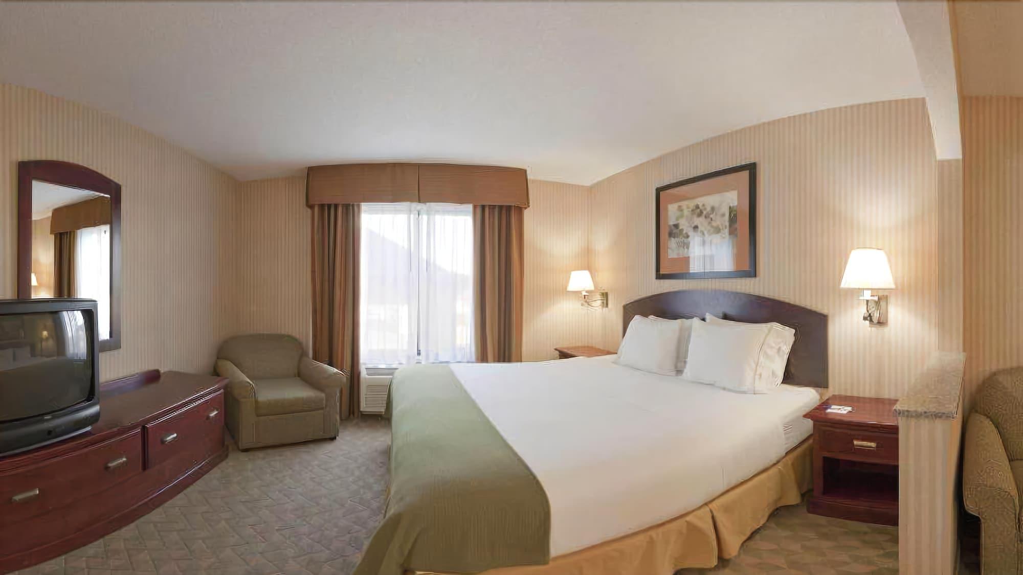 Spark By Hilton Lansing Kültér fotó